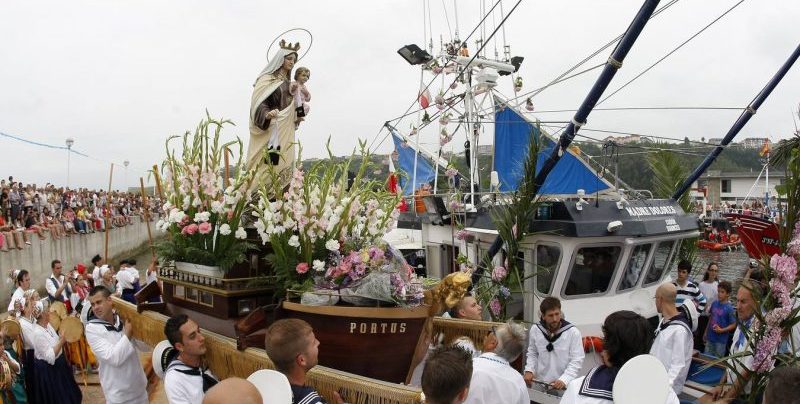 Procesión del Carmen en Suances