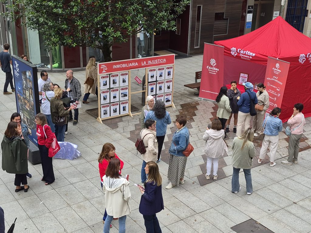 Imagen campaña denuncia falta vivienda Cáritas Santander