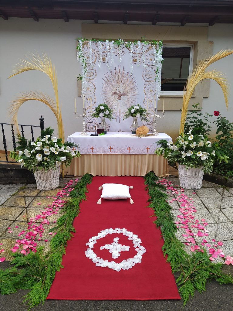 Altar procesión Octava del Corpus en Selaya