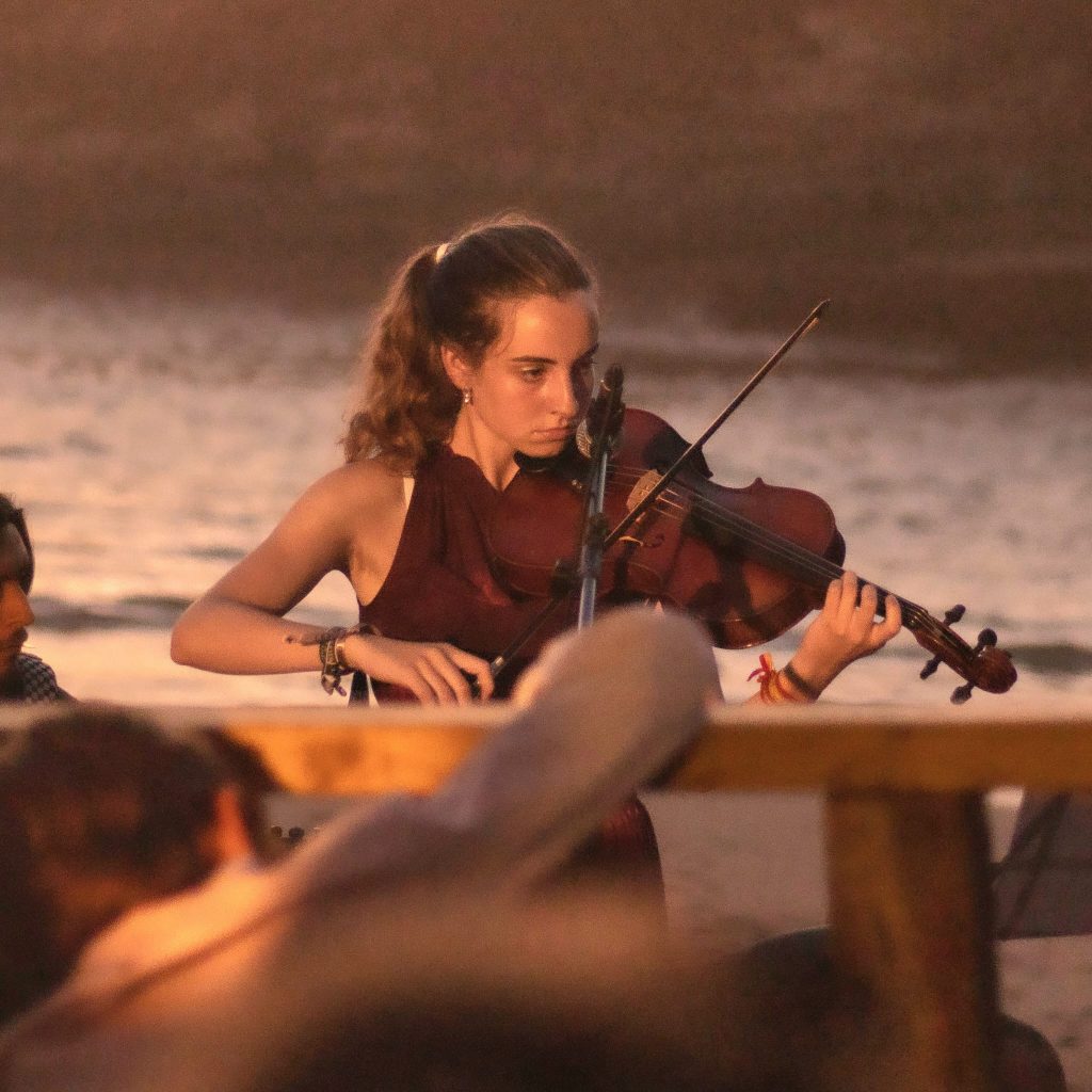 Ana María Cuétara voluntaria Orquesta JMJ