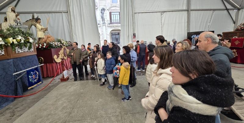 Parroquia Santa María de los Ángeles en exposición de Semana Santa