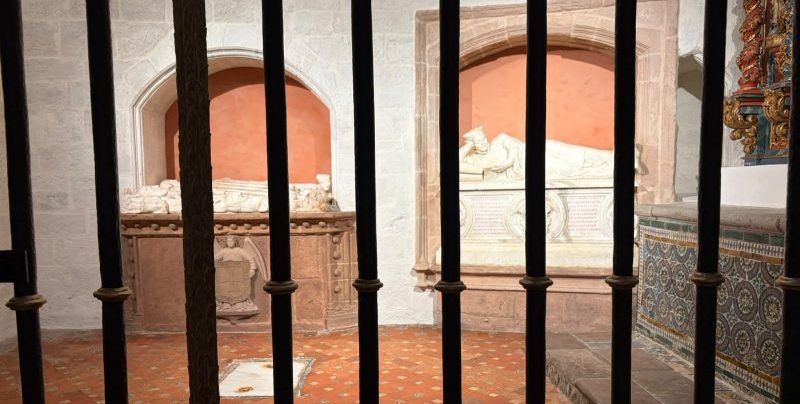 Capilla de los Corro iglesia de San Vicente de la Barquera