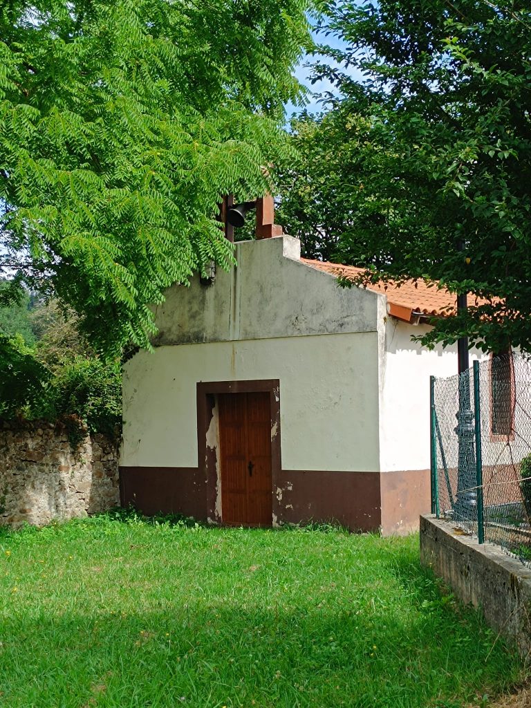 Capilla de Santa Ana en Marrón
