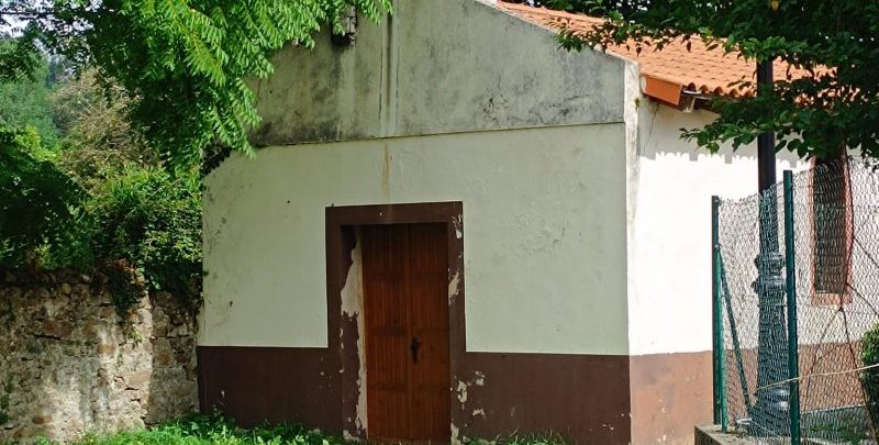 Capilla de Santa Ana en Marrón