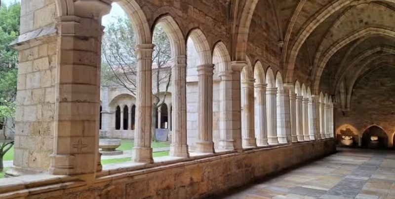 Claustro catedral actual