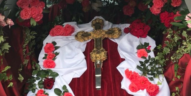 Traslado Lignum Crucis desde Potes al monasterio, en Pentecostés