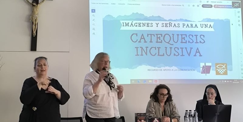 Sesión formativa en el encuentro de discapacidad de Madrid