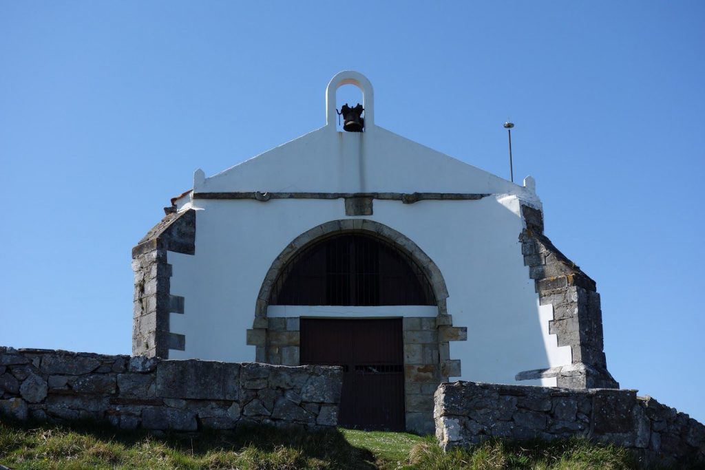 Ermita de las nieves en Guriezo