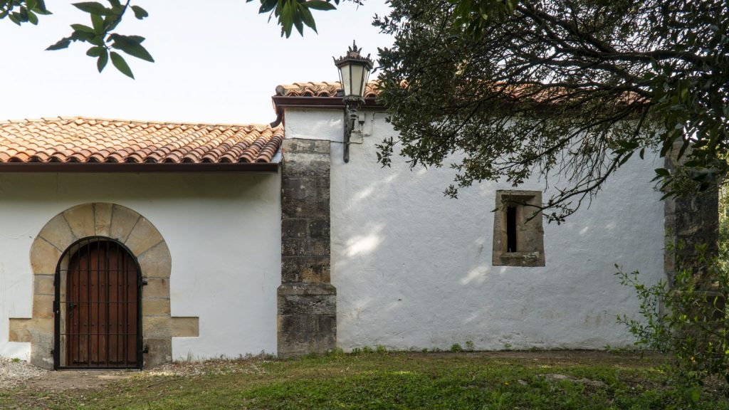 Ermita de San Pedro en Solares