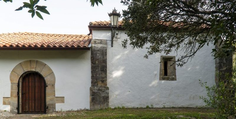 Ermita de San Pedro en Solares