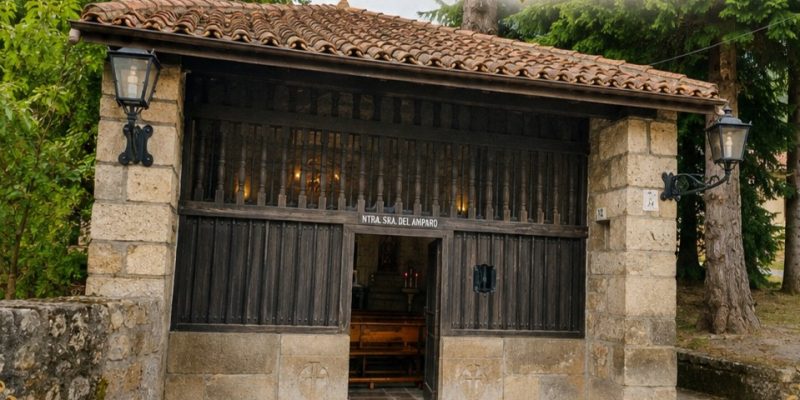 Ermita Virgen del Amparo en Requejo