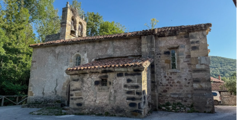 Exterior parroquia de Fontibre