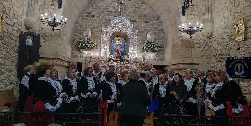 Coro novena Virgen de Valvanuz
