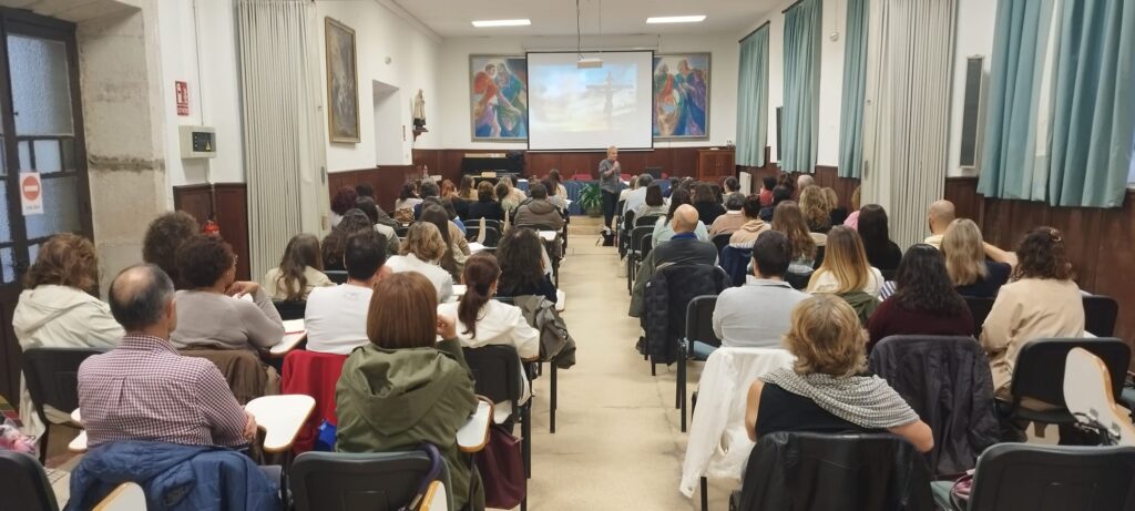 Sesión de formación profesores de Religión