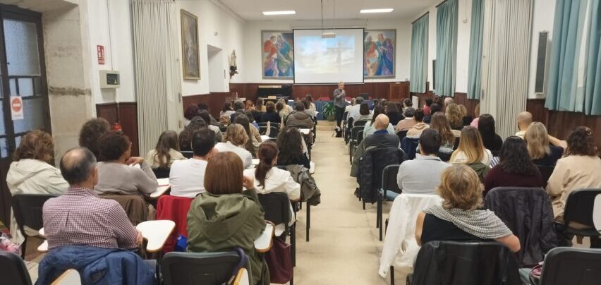 Sesión de formación profesores de Religión