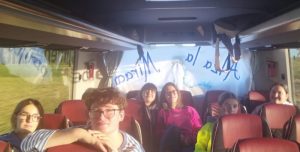 Jóvenes peregrinos cántabros junio 2026
