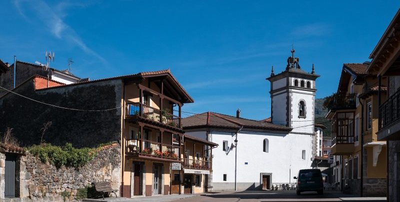 Iglesia San Pedro en Ramales