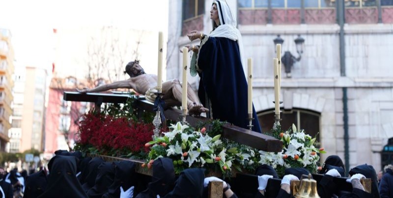 Virgen Dolores y Cristo del Amor