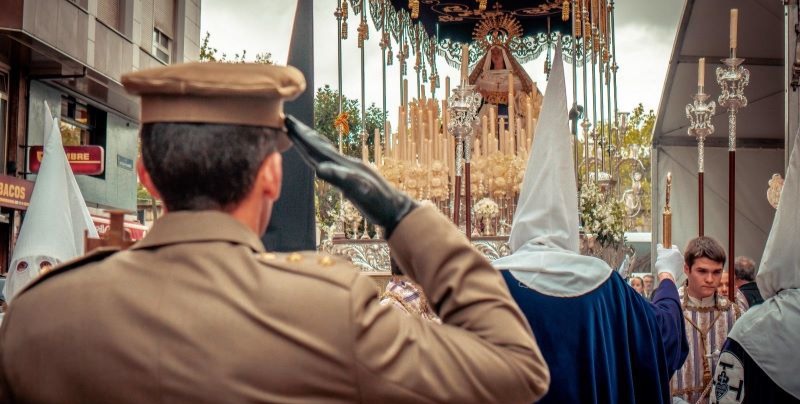 Militares procesión Virgen Amargura