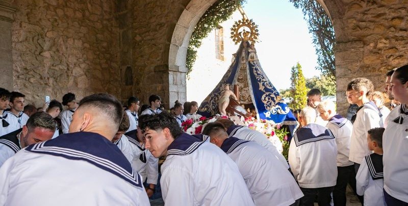 Llegada Virgen de la Barquera a su santuario
