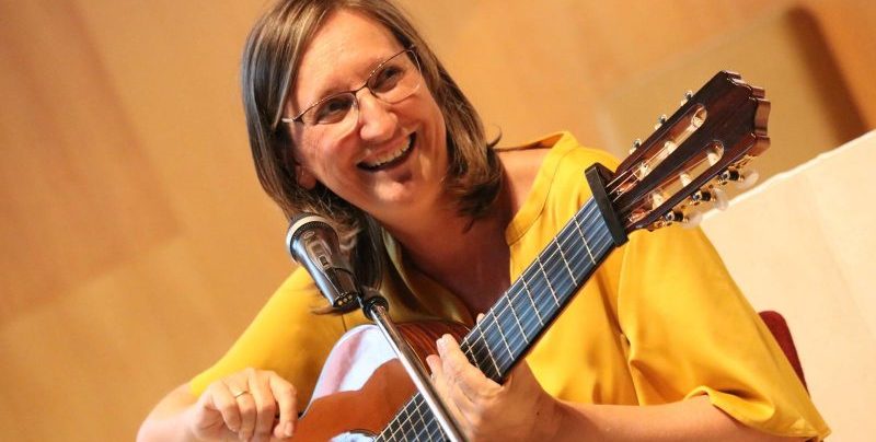 Maite López, cantautora