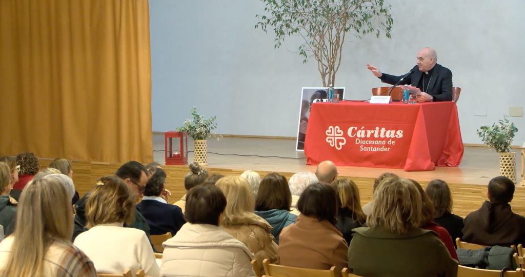 Don Arturo Ros presenta el Informe FOESSA