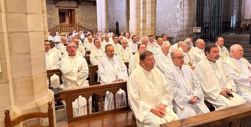 Sacerdotes convivencia fin de curso Santo Toribio de Liébana