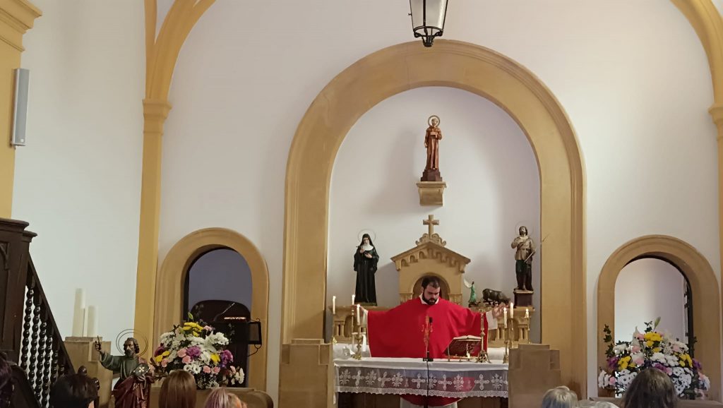 Misa en San Bartolomé de Partearroyo