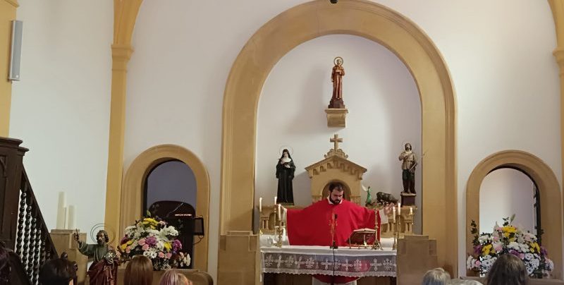 Misa en San Bartolomé de Partearroyo