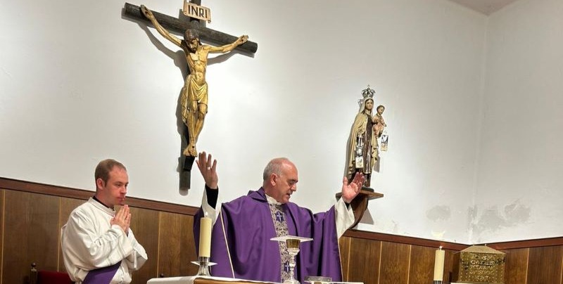 Misa obispo capilla Seminario