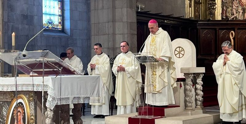 Misa en la catedral en la solemnidad del Sagrado Corazón de Jesús