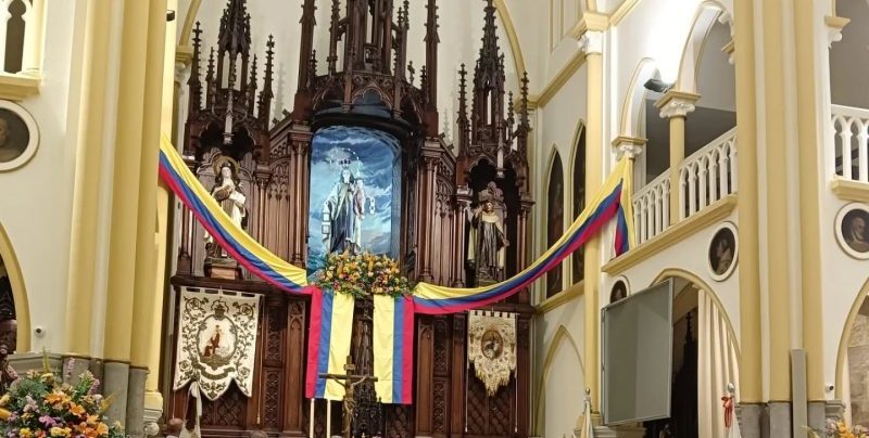 Imagen Virgen del Carmen parroquia Carmelitas