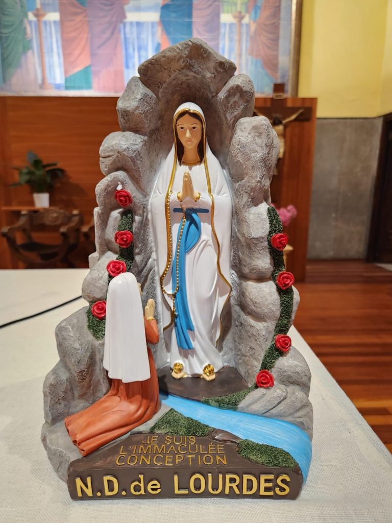 Imagen Virgen de Lourdes Villasana de Mena