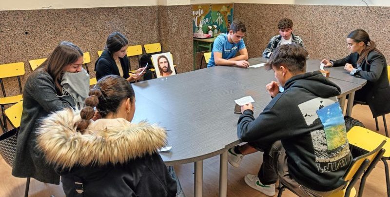Jóvenes parroquia San Martín de Astillero