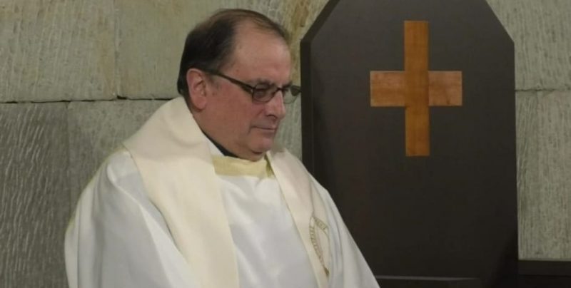 Padre Víctor Santos