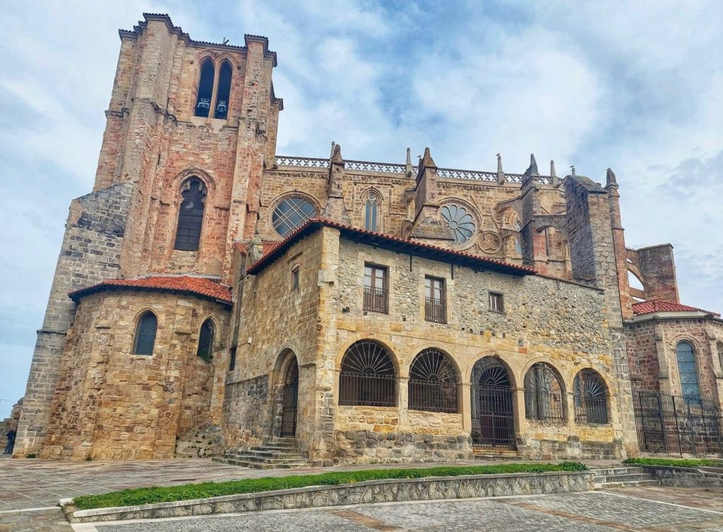 Parroquia Asunción de Castro Urdiales
