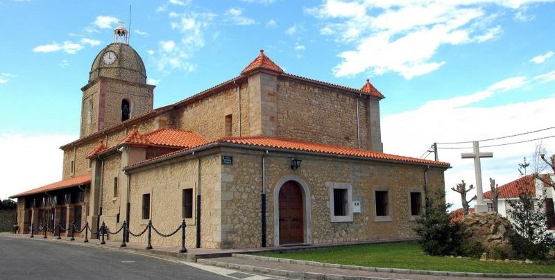Parroquia de las Lindes en Suances