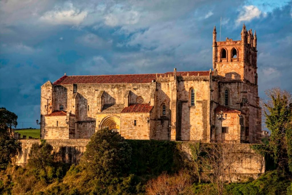 Parroquia de San Vicente de la Barquera