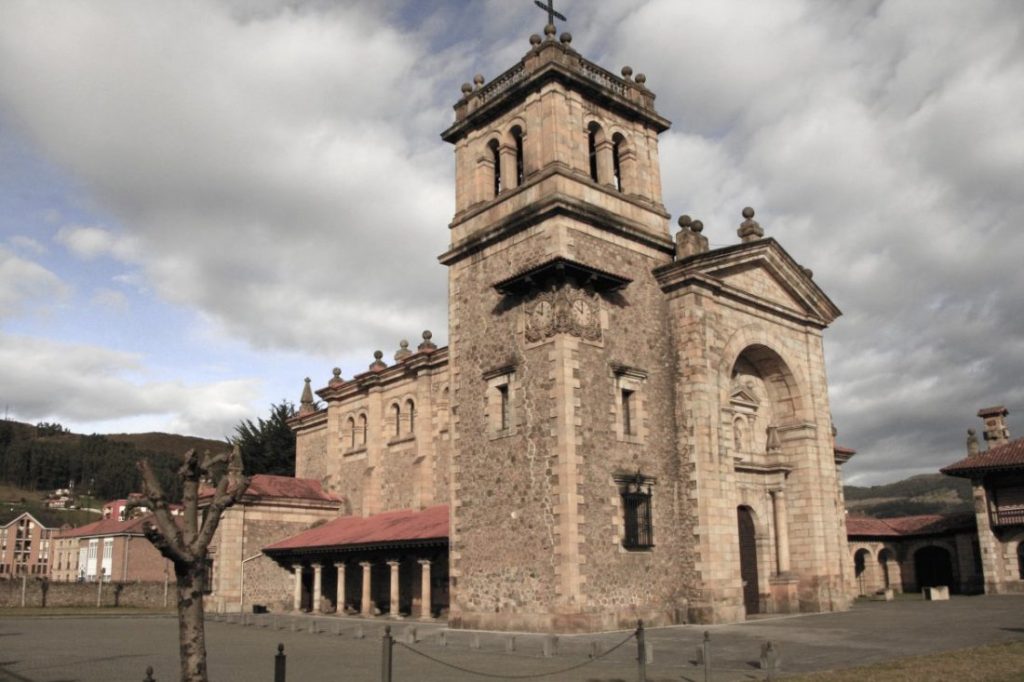 Parroquia San Vicente Mártir de Corrales