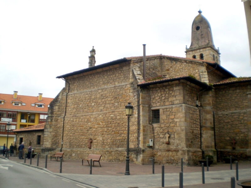 Iglesia de San Martín en Cabezón de la Sal