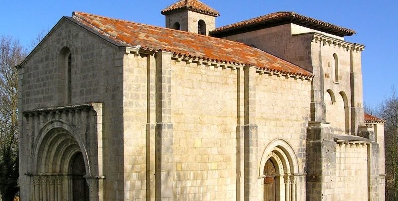 Parroquia de Santa María en Siones