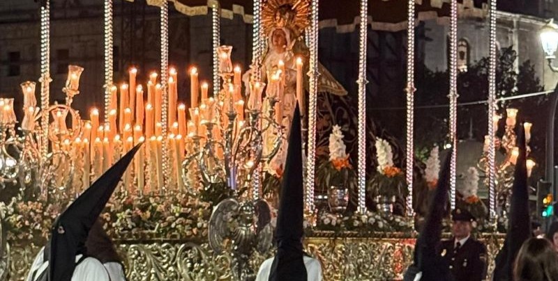 Paso Virgen Dolores