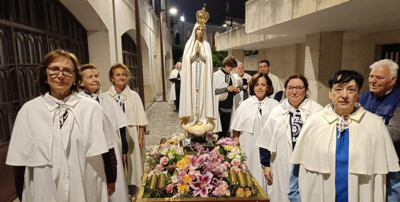 Peregrinas cántabras Virgen Fátima