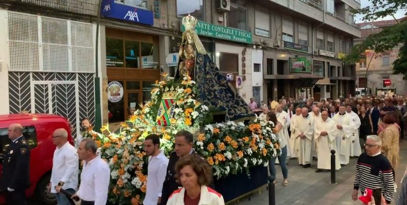 Procesion de la patrona de Torrelavega