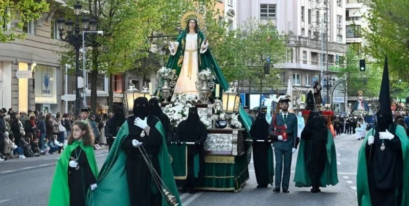 Panorámica procesión Virgen de la Esperanza