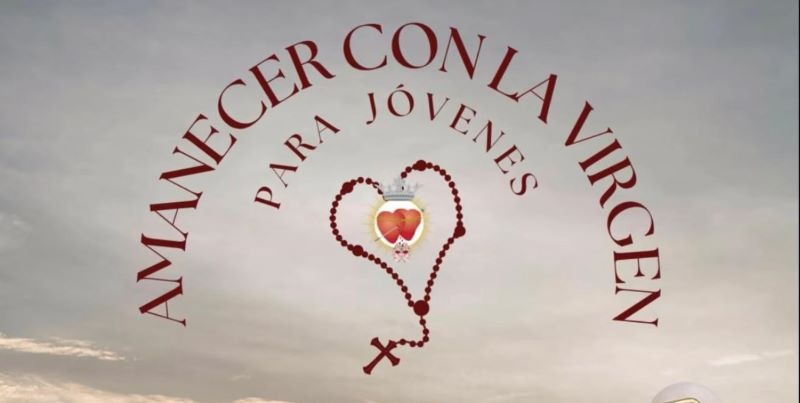 Rezo del rosario en la playa del Camello