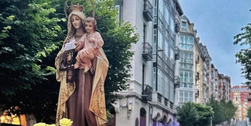 Rosario Aurora Virgen del Carmen