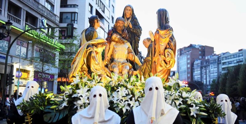 Grupo escultórico del Santo Entierro