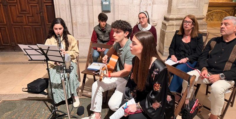 Coro Vigilia de Pentecostes