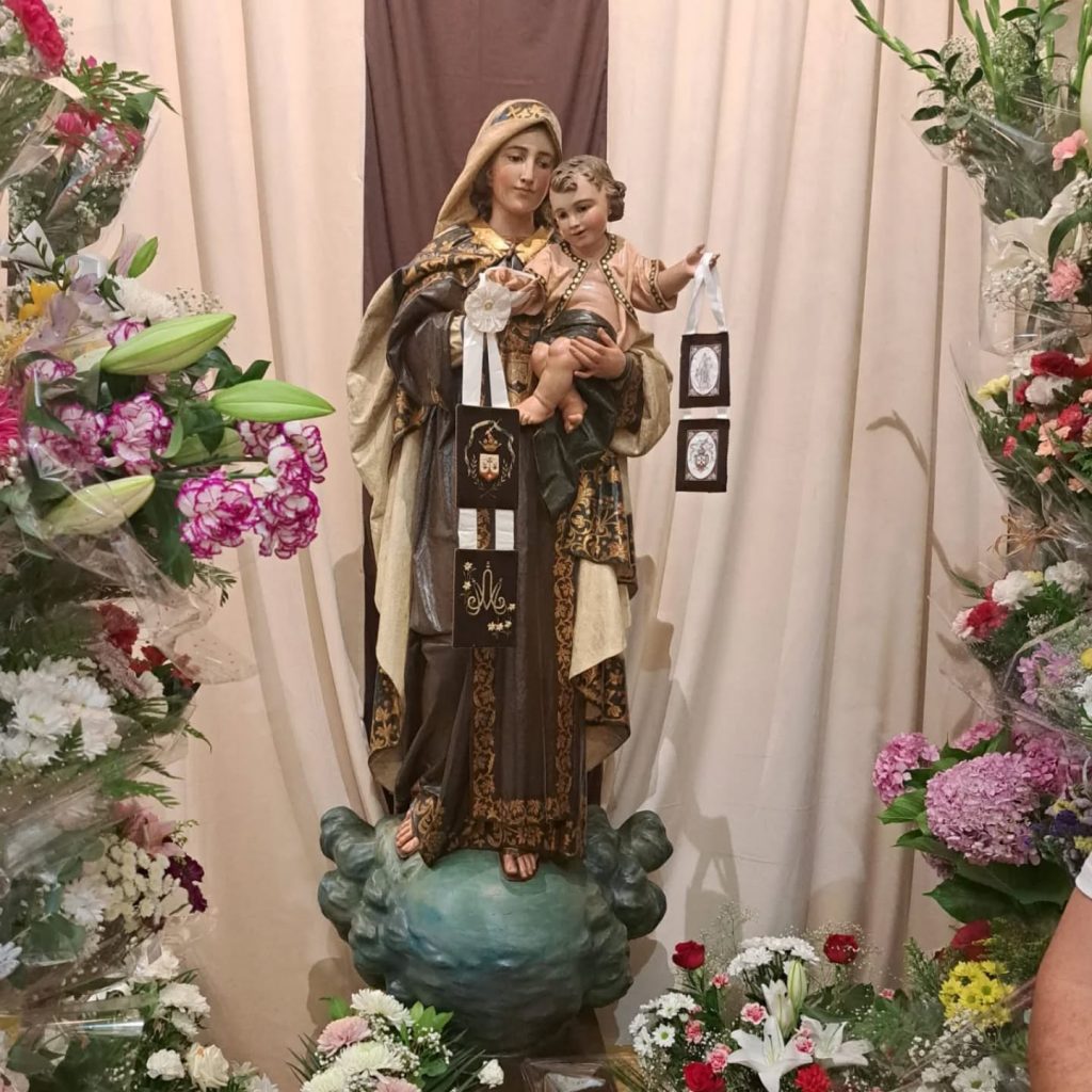 Virgen del Carmen Parroquia Carmelitas